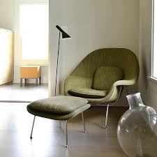 A vintage womb chair by eero saarinen for knoll with chrome base. Saarinen Large Womb Chair By Knoll Yliving Furniture Womb Chair Living Room Saarinen Womb Chair