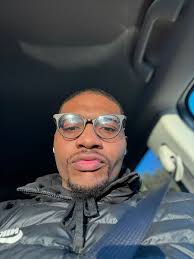 Vibes (@Iwantkjdaily)