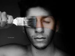 Black And White Self Portrait Ideas This Selfie Makes U Think A Little Bit This Is Why I Think Its Creative Paint Creative Self Portraits Photography Inspiration Portrait Conceptual Photography
