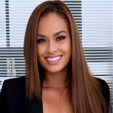 Jacquelyn Arthur's Instagram, Twitter & Facebook