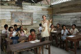 Ikal is a student at muhammadiyah elementary, on the indonesian i. Laskar Pelangi 2008 Scrappy Family Dramas Are Universal Express Elevator To Hell