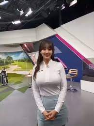 2020년 2월부터 축구 해설위원 겸 아프리카 tv bj인 이스타와 함께 lol. ë°•ì‹ ì˜ ì•„ë‚˜ìš´ì„œ ì‹¤ë¬¼ëª¸ë§¤ ìˆ˜ì¤€ ìŠ´ë¶€ë¨¼íŠ¸ 19ì›€ì§¤ Gif