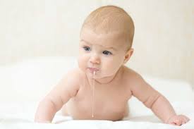 Mi Bebe Vomita Amarillo Es Peligroso Consulta A La Pediatra