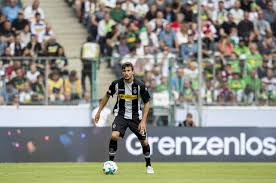 Bitte noch warten, bis @schaumermol den stt die borussen aus mönchengladbach waren zuletzt auch nicht erfolgreich, 5 niederlagen am. Report Tobias Strobl Set To Join Augsburg From Gladbach