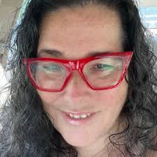 Who can teach creative arts classes in Wake Forest?