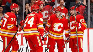 Calgary flames forward elias lindholm was calgary's most consistent, most reliable and most productive pivot and was feted friday as the inaugural winner of the harley n. Flames Set To Open Training Camp