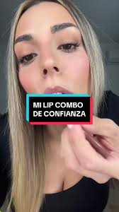 503 Eccentrico Lip Power Armani