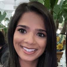 Lauren Bain's Instagram, Twitter & Facebook