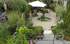 So Gestalten Sie Ihren Traumgarten Garten Gartengestaltung Reihenhausgarten