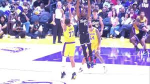 Luka Doncic drains 3 vs. Sacramento Kings