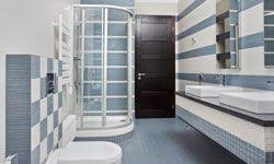 Then, moisten the product with an equal mixture of water and distilled white vinegar before you smear it all over those glass doors. Shower Door Cleaning Soap Scum And Hard Water Stains Howstuffworks