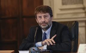 Ecco tutte le informazioni utili per richiederlo e l'elenco di tutto quello che sarà possibile comprare con il buono. Franceschini Dall 1 Aprile Al Via Bonus Cultura Per Nati Nel 2002 Dire It