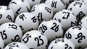 Juli 2013 können sie die ziehung der lottozahlen am samstag per livestream verfolgen, das gilt ebenso für die lottoziehung am mittwoch. Lotto Am Samstag Lottozahlen Gewinnzahlen Und Quoten Vom 20 03 2021 Sudwest Presse Online