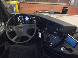 Mercedes Benz Actros Mp4 Cockpit Jpg 4096 3072 Mercedes Benz Classes Mercedes Mercedes Benz Trucks