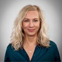 Julia Panzer Email & Phone Number