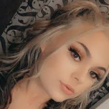 alexis neff (@alexisdneff)