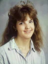 Danielle Custer's Instagram, Twitter & Facebook