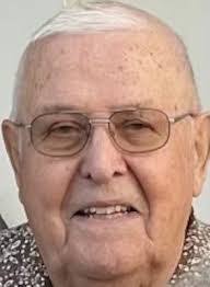 Dianne Schmidt's Instagram, Twitter & Facebook