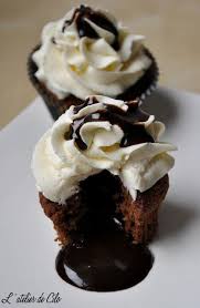 Cupcake Au Coeur Coulant De Chocolat Plus Recette Cupcake Chocolat Recette Cupcake Patisserie