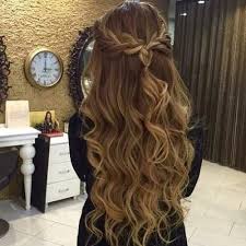 One can create and different stylish type of curly hairstyles. Go Crazy Go Curly With These 50 Cute Easy Hairstyles Hair Motive