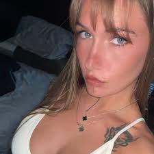 Taylor Marek (@tay_hollaaa) • Threads, Say more