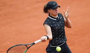 But what is iga swiatek's racquet? Iga Swiatek Wins French Open 2020 Becomes First Polish To Win A Grand Slam Singles Title Tennis News