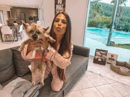 Kim glow's age is 35. Kim Glow Biographie Age Origine Partenaire Vie Avant Et Apres Sa Chirurgie Legit Ng