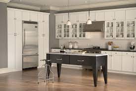 Soft closing drawers and doors. Pin By Jennifer Olerich On Midcontinent Cabinetry Kitchen Cabinets Kitchen Wall Cabinets Custom Kitchen Cabinets