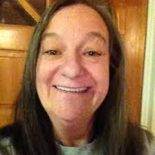 Julie Pote's Instagram, Twitter & Facebook