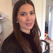 Connie Lunn's Instagram, Twitter & Facebook