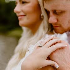 Bridgett Frazier's Instagram, Twitter & Facebook