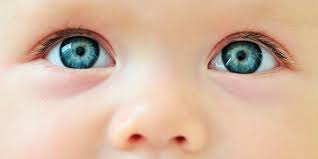 Cómo Son los Ojos de un Recién Nacido? - Innova Ocular