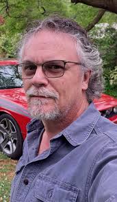 Hello, everyone, just wanted to introduce myself. I'm 61, single and living 