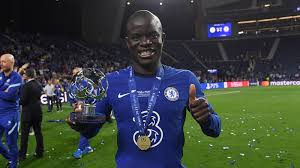 Carlito brigante — n'golo kanté. Cette Fabuleuse Blague Sur N Golo Kante Et Son Enorme Salaire A Chelsea Rend Les Internautes Completement Fous Gq France