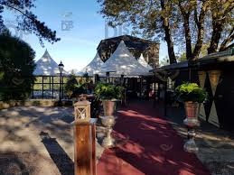 Bei uns können sie sich trauen lassen. Burg Blankenstein Hattingen Mobile Hochzeits Dj