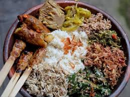 Kuliner yang satu ini menjadi pilihan utama bagi masyarakat bali yang tinggal di kabupaten gianyar. 8 Makanan Khas Saat Hari Raya Nyepi Di Indonesia Indozone Id
