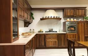 Tipologie piccola, grande, lineare, angolare, modulare, a isola, penisola e chi più ne ha più ne metta: Cucine In Arte Povera Sonia Mobili