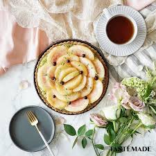 tastemade japan テイストメイドジャパン on instagram 紅茶 ピーチ 桃のタルト 動画に登場する カップ ソーサー がオンラインストアにも登場 材料 桃のマリネ液 レモン汁 45ml キルシュ food avocado egg sweets