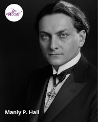 Maxine Sanders (1946–), conhecida como a “Rainha das Bruxas”, é uma das  figuras mais importantes da Wicca contemporânea e cofundadora, junto com  Alex Sanders, da Tradição Alexandrina. Nascida em Cheshire, Inglaterra,  Maxine