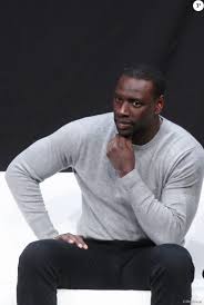 Lihat ide lainnya tentang jilbab cantik, kecantikan, pejuang wanita. Omar Sy A Refuse De Jouer Dans Les Animaux Fantastiques 2 Afriquemidi Com