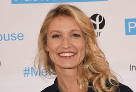 Alexandra Lamy métamorphosée : cette transformation sexy que l'actrice a  osé pour son dernier rôle