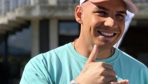 Der lochi bruder gegen bruder prank. Pietro Lombardi Er Plaudert Unverblumt Uber Sein Sexleben Bunte De