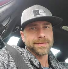 Kyle Turpin's Instagram, Twitter & Facebook