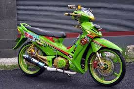 Dividio ini, saya menjelaskan modif motor supra x 125cc yg enak buat touring. Pin Di Modif
