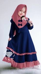 Berikut ini adalah beberapa inspirasi model busana muslim untuk anak perempuan terbaru 2019 yang bisa anda pilih sebagai bahan referensi nantinya saat membeli busana muslim untuk putri anda. 140 Ide Gamis Anak Di 2021 Anak Baju Anak Pakaian Anak