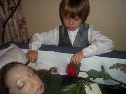 Jennifer Hawkins In Her Open Casket During Her Funeral Jennifer Hawkins Funeral Jennifer