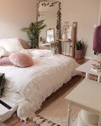 Bedroom inspo comforters hardwood new homes mountain action blanket videos photos. Thanks For The Bedroom Inspo Celeste Escarcega Bedroom Decor Diy Furniture Bedroom Apartment Decor