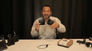 Depending on the model of your plantronics headset, you will hear a single tone every 15 seconds if it's on low battery, or the power indicator will flash. How Do You Connect A Plantronics Usb Headset To Desk Phone Youtube