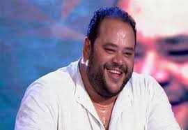 ممثل مصري، ولد في عام 1981 في الكويت، وانتقل مع عائلته للعيش في منطقة الحلمية في مدينة القاهرة وترعرع فيها. Ù…Ø­Ù…Ø¯ Ù…Ù…Ø¯ÙˆØ­ Ø§Ù†ØªØ­Ù„Øª Ø´Ø®ØµÙŠØ© Ø¶Ø§Ø¨Ø· Ù…Ù† Ø£Ø¬Ù„ Ø¯ÙˆØ± ÙˆØ£ØªÙ…Ù†Ù‰ Ø§Ù„Ø¹Ù…Ù„ Ù…Ø¹ Ù‡Ø°ÙŠÙ† Ø§Ù„Ù†Ø¬Ù…ÙŠÙ†