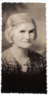 A Family History by Wilma VanKeuren Billups